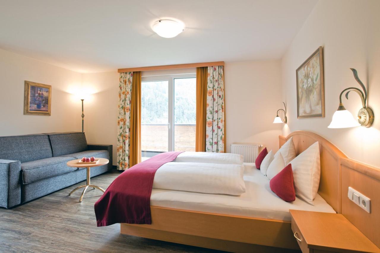 Hotel Truyenhof リート・イム・オーバーインタール エクステリア 写真