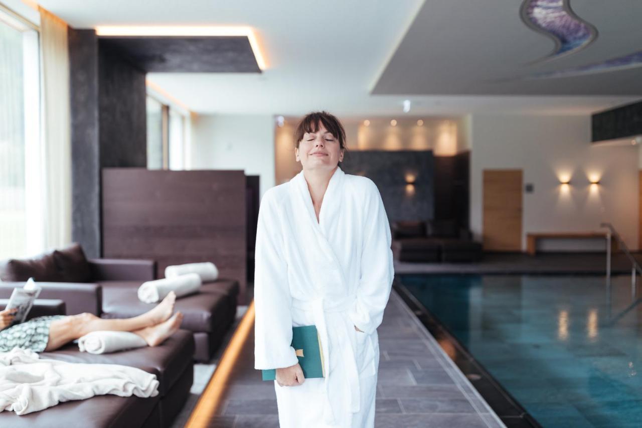 Hotel Truyenhof リート・イム・オーバーインタール エクステリア 写真