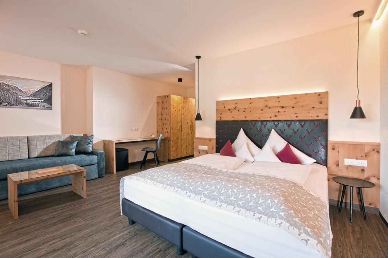 Hotel Truyenhof リート・イム・オーバーインタール エクステリア 写真