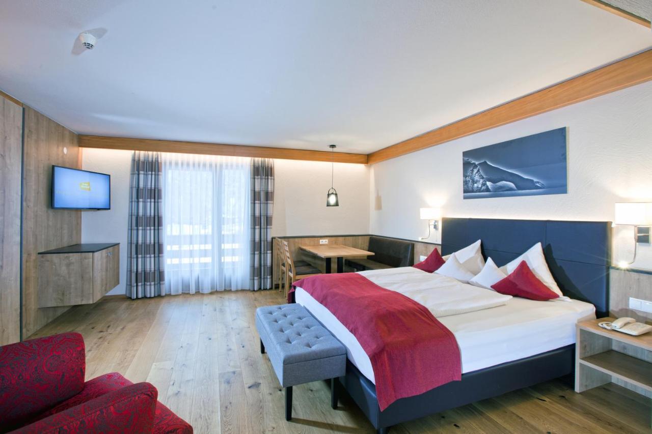 Hotel Truyenhof リート・イム・オーバーインタール エクステリア 写真