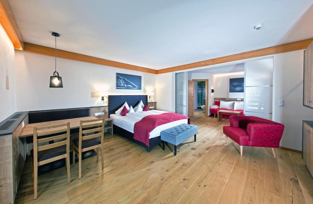 Hotel Truyenhof リート・イム・オーバーインタール エクステリア 写真